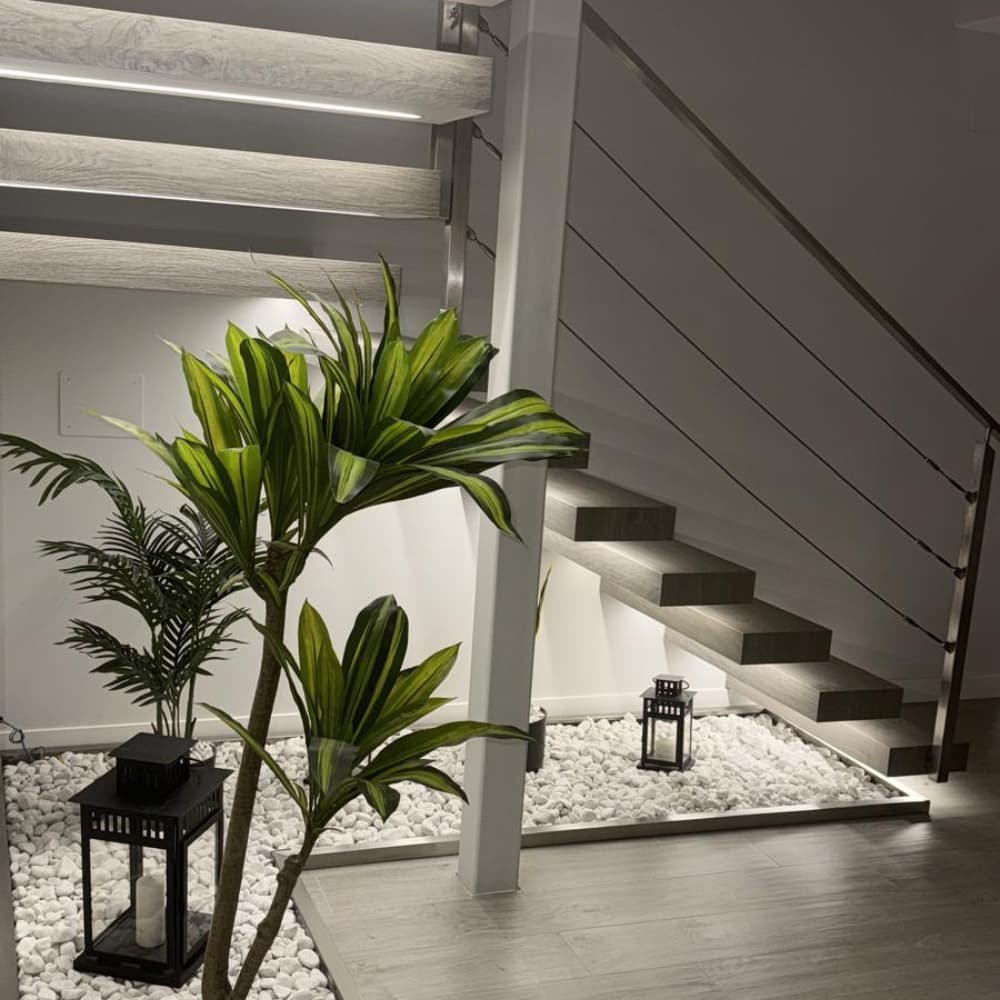 Steelnox Levante decoración, mobiliario y cerrajería