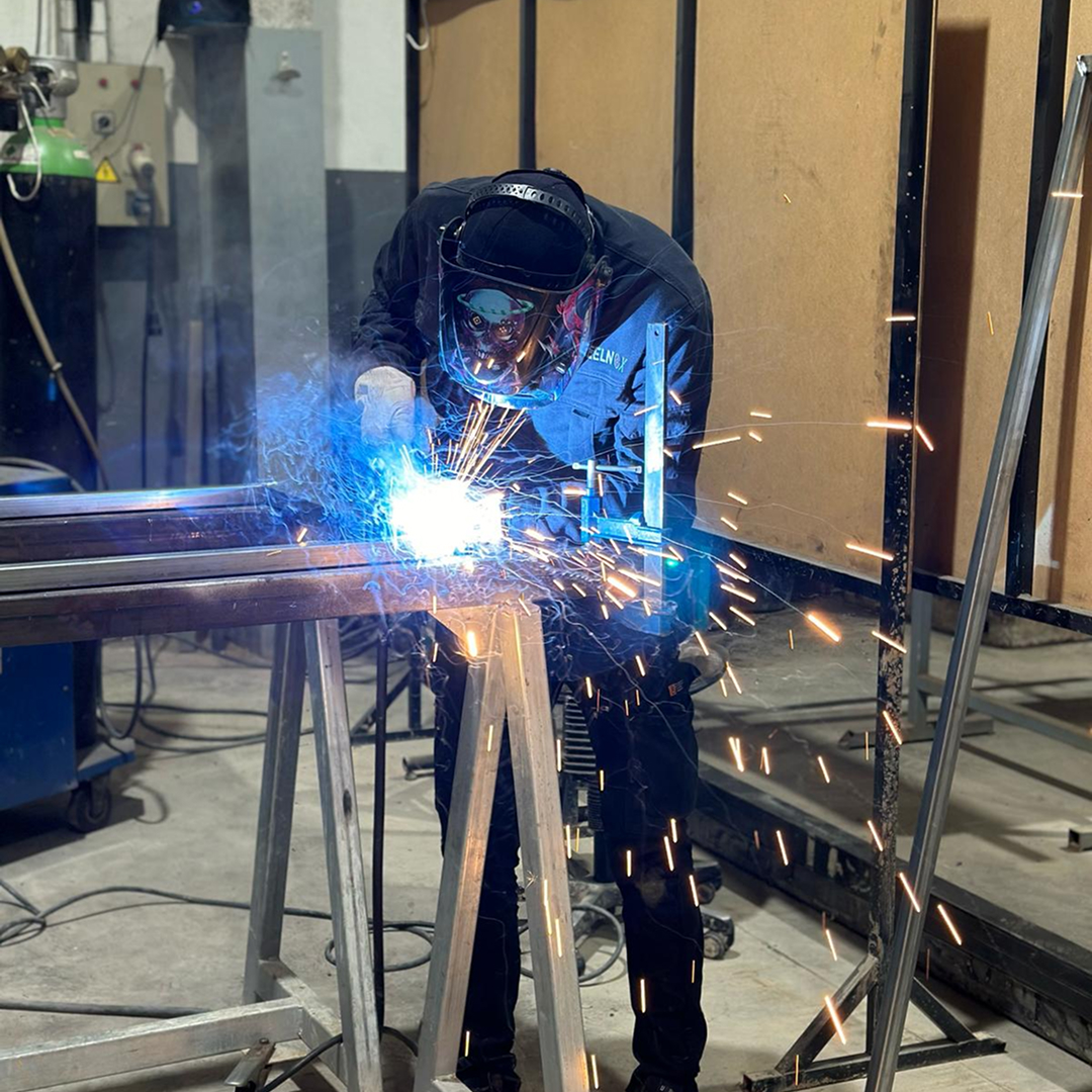 Steelnox Levante servicio fabricación