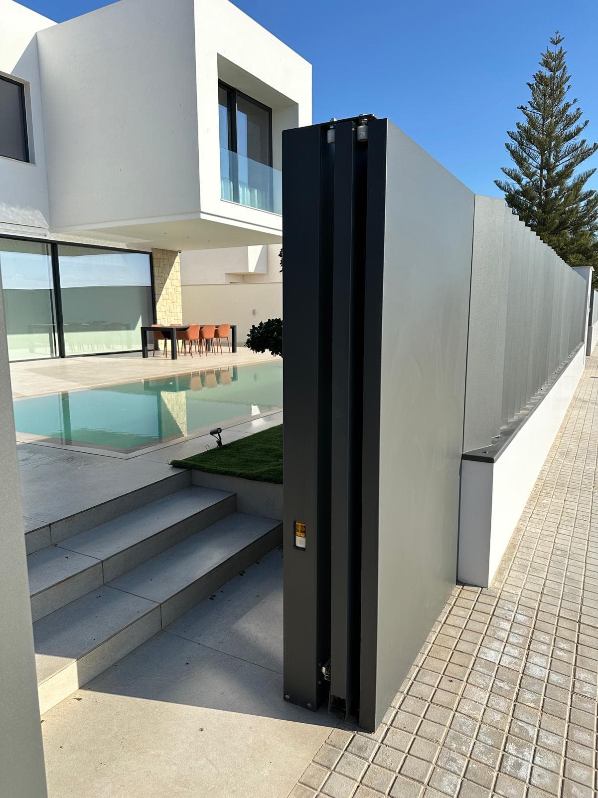 Steelnox Levante foto proyecto cerrajería